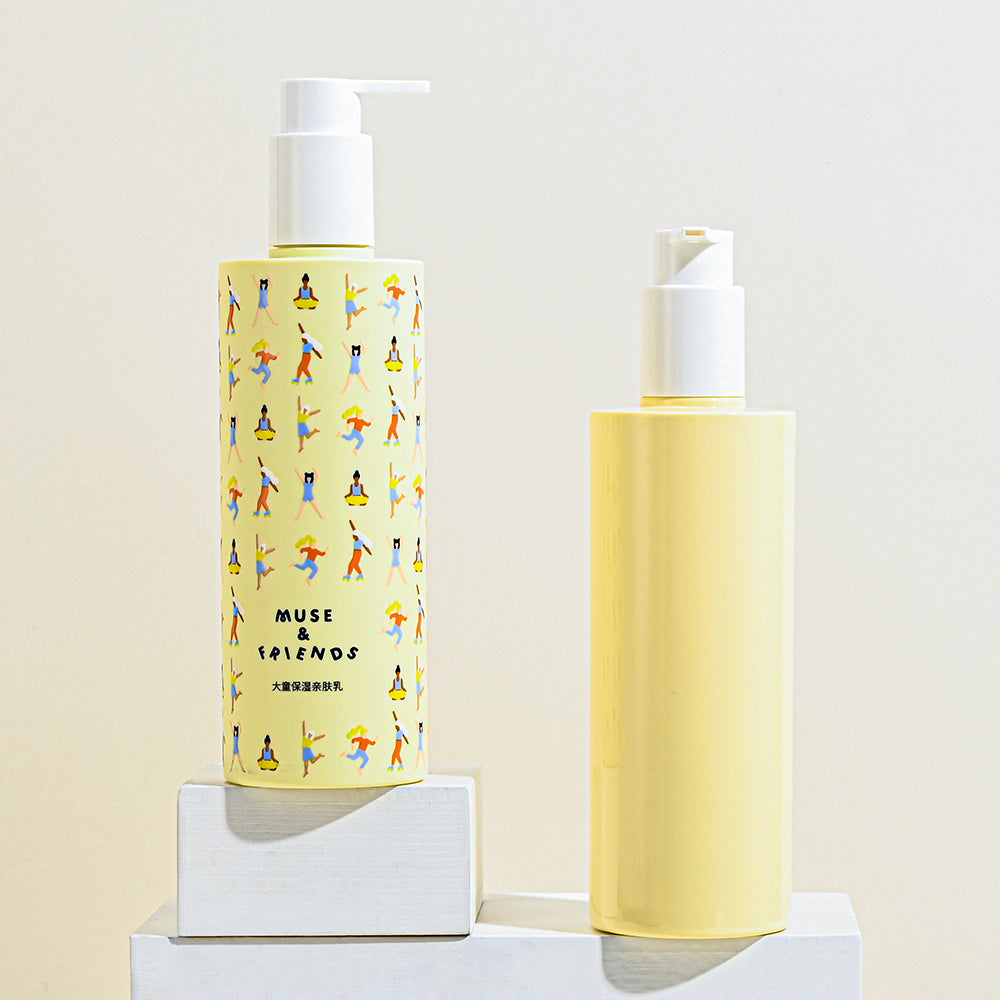 Plastic shampoo bottle-5114